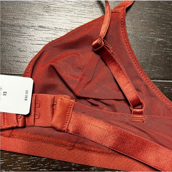 Express adjustable mesh triangle bralette - Women’s extra small - Picture 6 of 10
